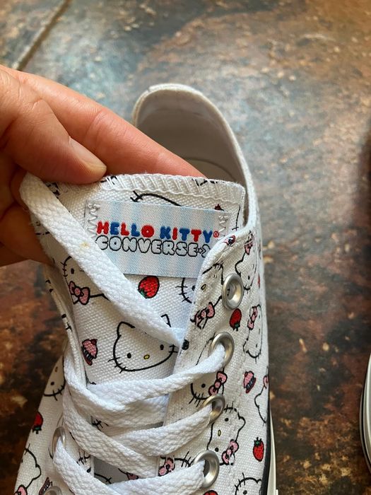 Converse Hello Kitty