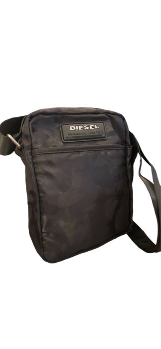 Чанти от плат и еко кожа Diesel