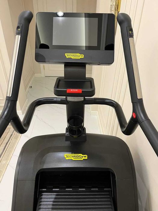 Тренажеры лестница TechnoGym