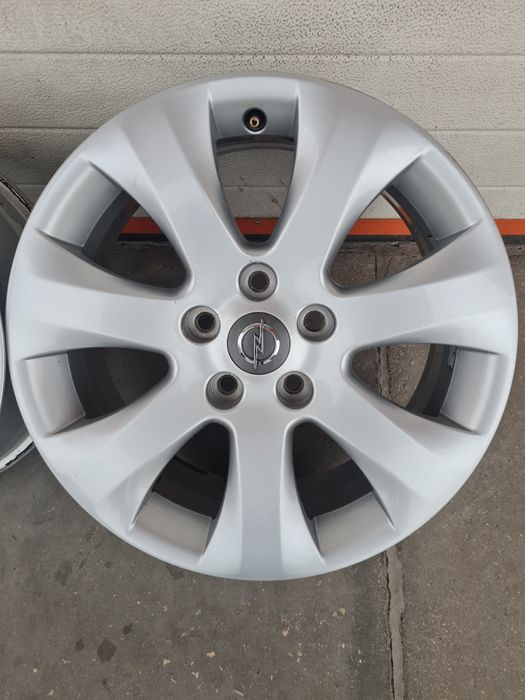 Оригинални джанти за ОПЕЛ OPEL R17 5x115 ET44 7J