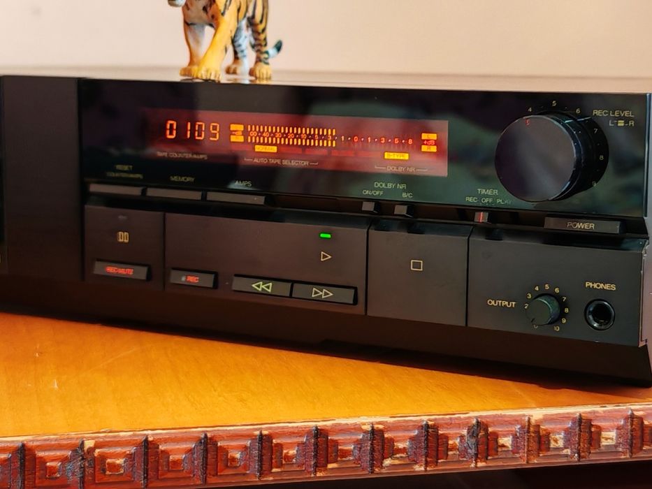 Sansui D-X501. Deck valoros, superb. Estetică de raft. Preț fix !