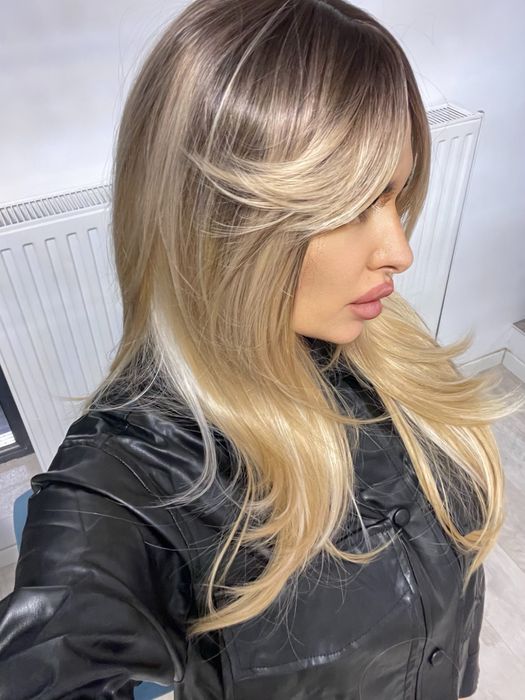 Peruca blonda suvite