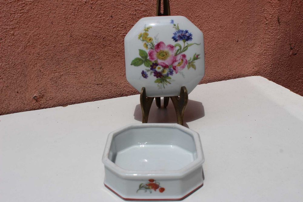 PHILIPPE DESHOULIERES - LIMOGES, cutie portelan pt bijuterii, Franta