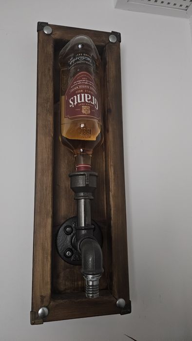 Dispenser/ dozator sticla whisky - idee cadou