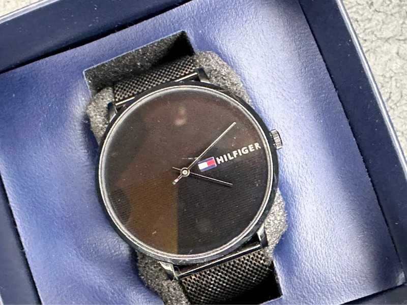 Ceas Tommy Hilfiger