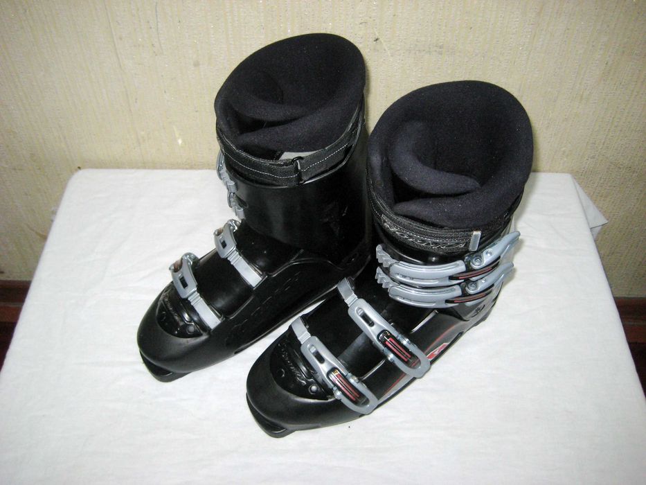 Горнолыжный ботинки NORDICA фирменный размер до 44  идеальном состоян