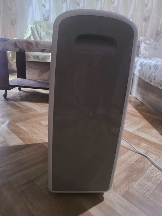 Обезвлажнител на въздух ROHNSON R-92025