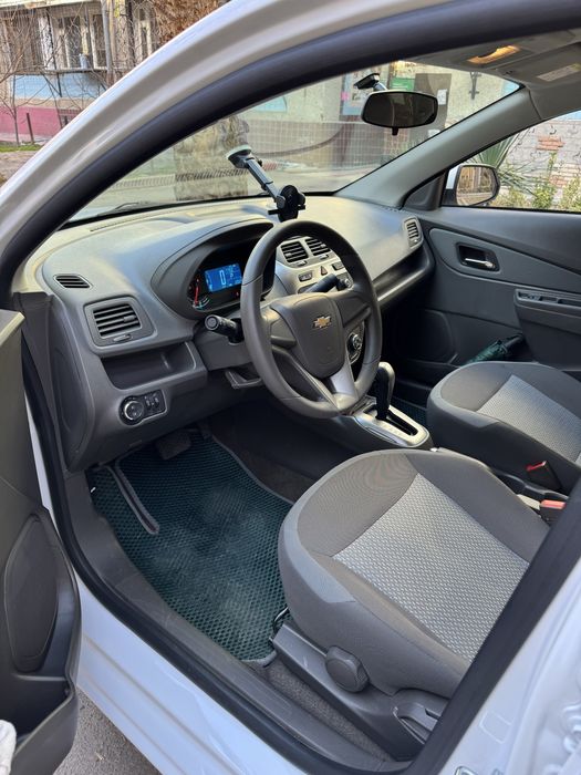 Cobalt LTZ (белый, White summit), автомат, идеальное состояние.