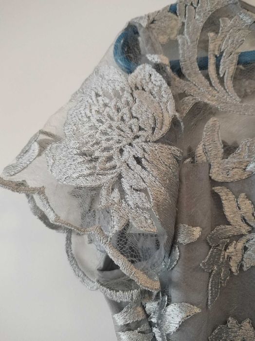 Rochie argintie cu dantela super eleganta