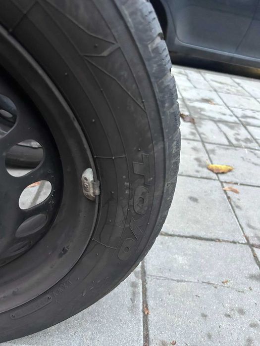 Зимни гуми с джанти TOYO 195/60R16