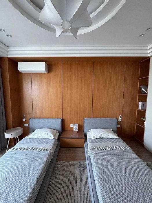 Аренда Сдается новая квартира в центре города!