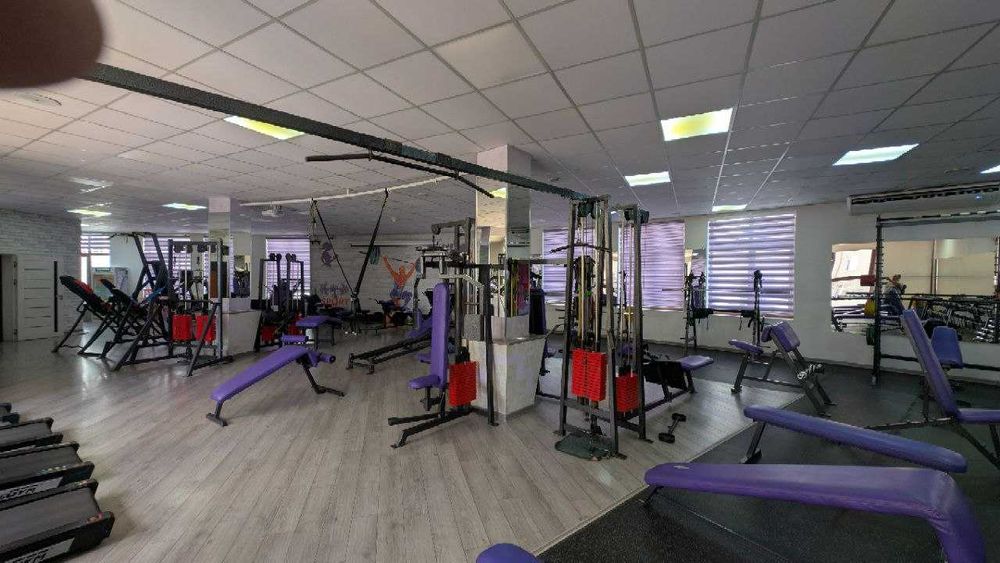 Продается Готовый бизнес+помещение спортзала 320 КВ