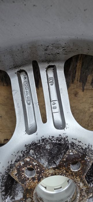 Джанти 16" 5x100 Subaru Гуми 2023 215/65/16 Continental