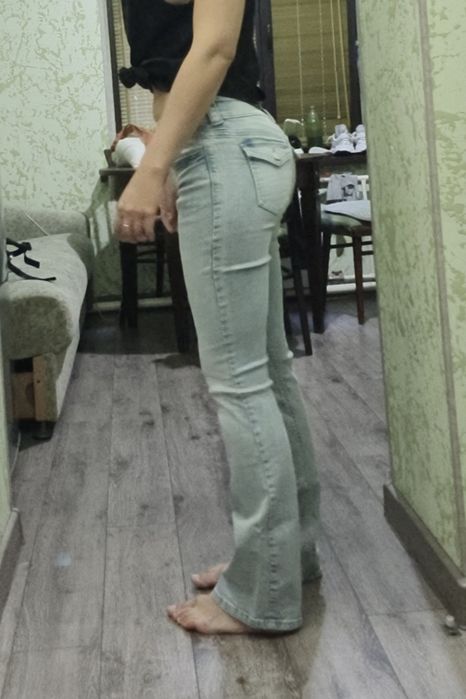 Джинсы bootcut HM
