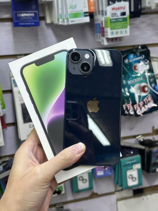 iPhone 14  128Gb без ремонта