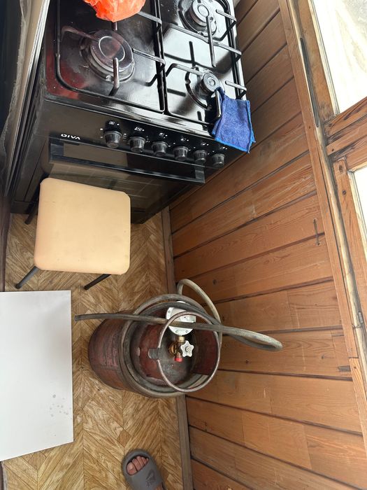 Газовый Плитка…….