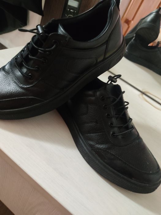 Обувь для мальчика туфли-кросовки38р