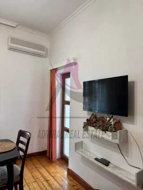 Дава се под наем Тристаен апартамент в Варна, Център - 80 кв.м за 648.21 € - Снимка #1