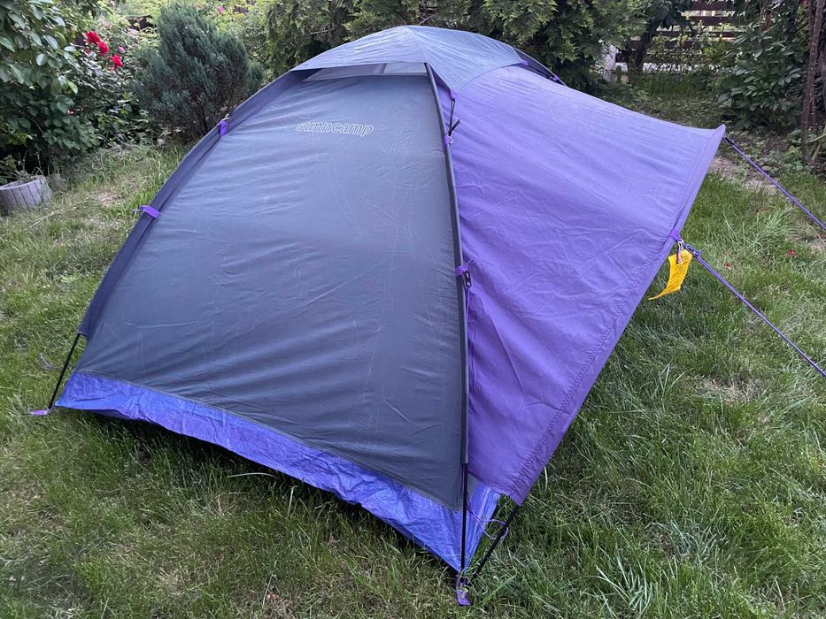 Cort pentru doua persoane