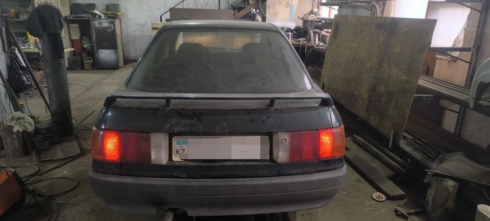 Продам Ауди 80 б3