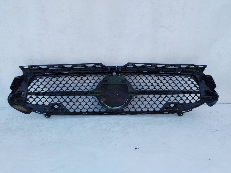 Grila radiator Mercedes A-Class W177 AMG-Line NOUA ORIGINALA