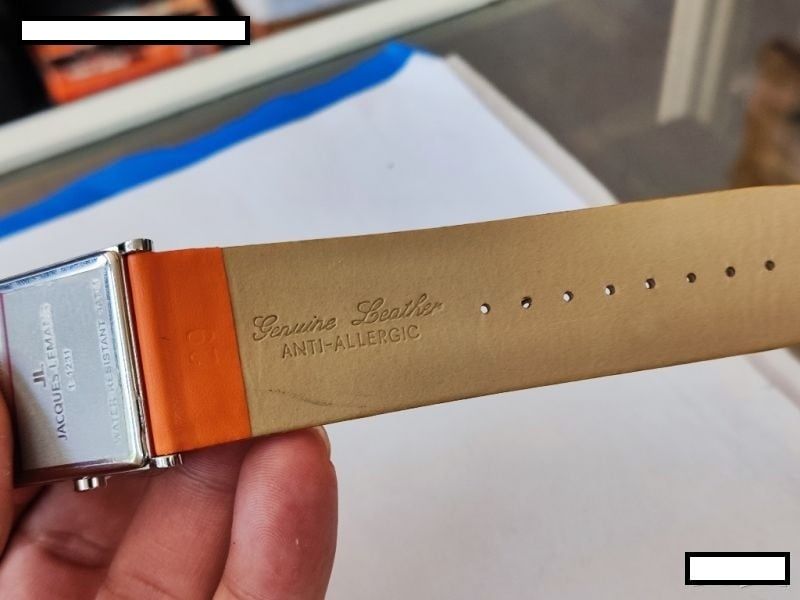 НОВ Дамски часовник кварц jacques lemans 1-1231