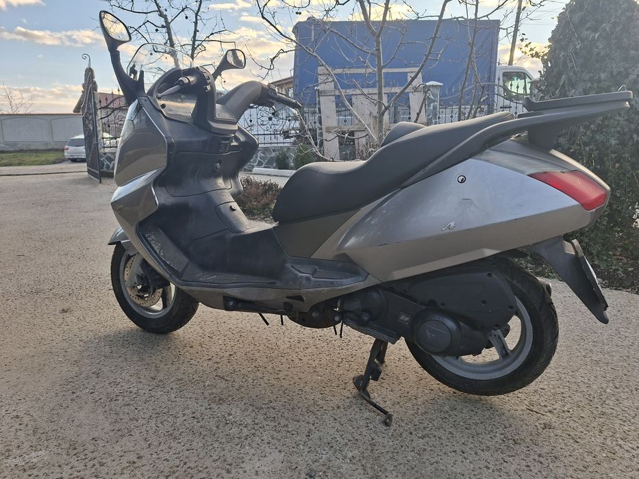 Aprilia atlantic 200