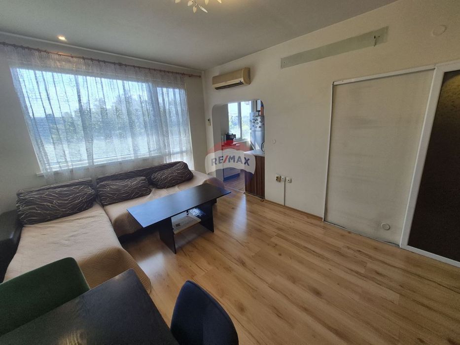 Продава се Тристаен апартамент в Варна, Левски - 66 кв.м за 2304 €/кв.м - Снимка #2