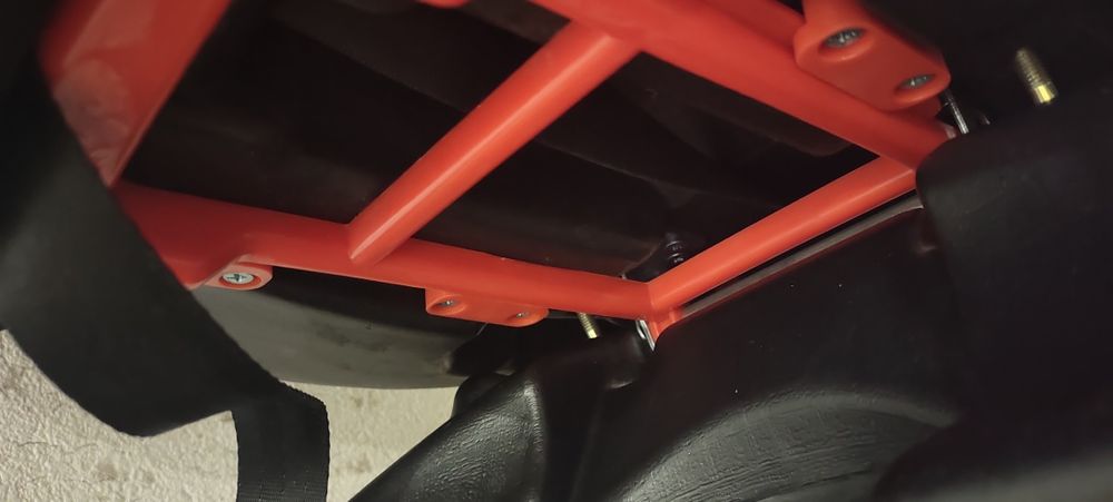 Автокресло продам