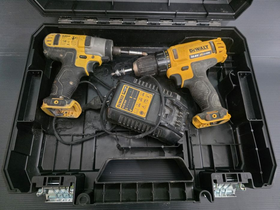 Винтоверт DeWalt 12 V