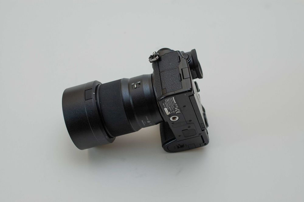 Продавам Panasonic Lumix S5 с обектив Lumix S 50mm f/1.8