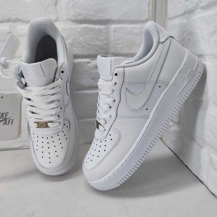 кроссовки от Nike