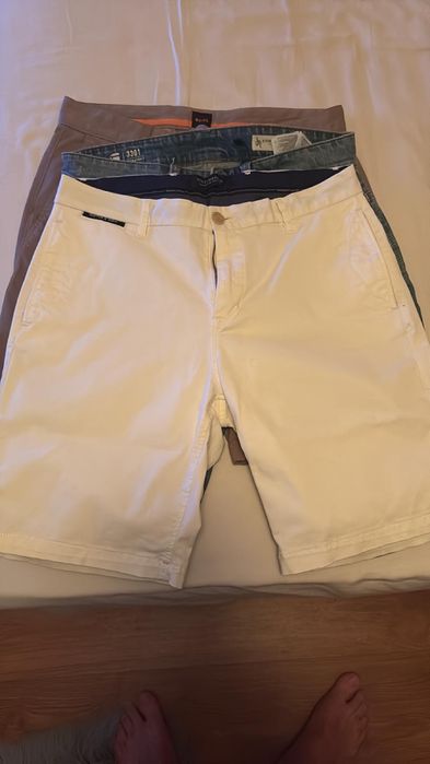 Pantaloni scurti de firma