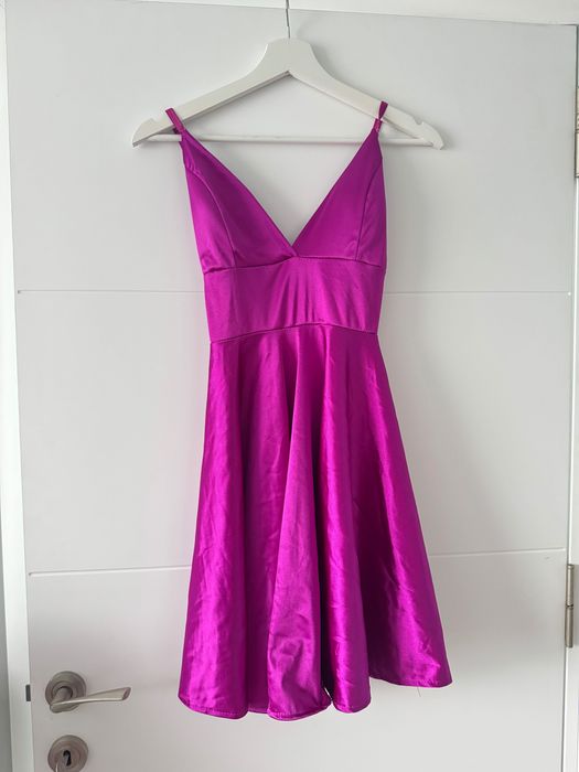 Рокля размер S НОВА