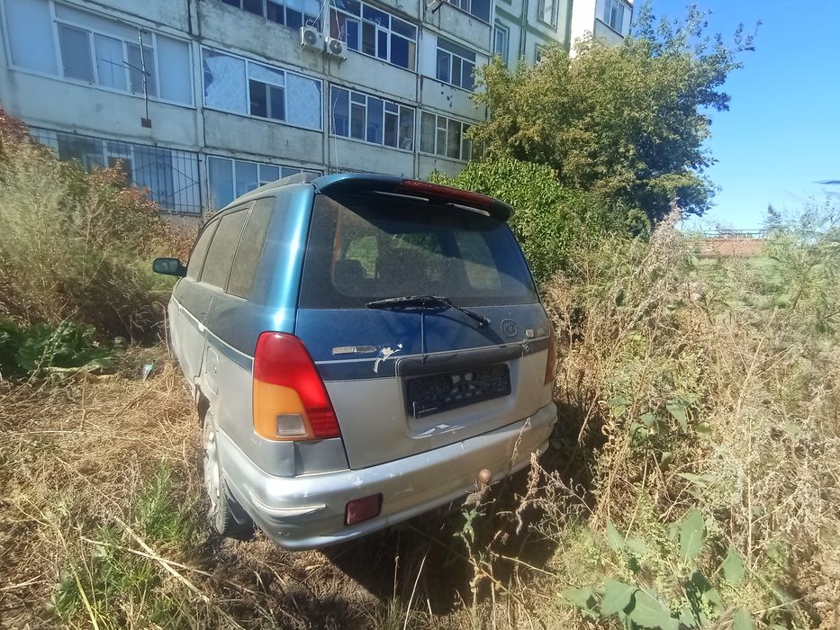 Дайхатсу гранд мув