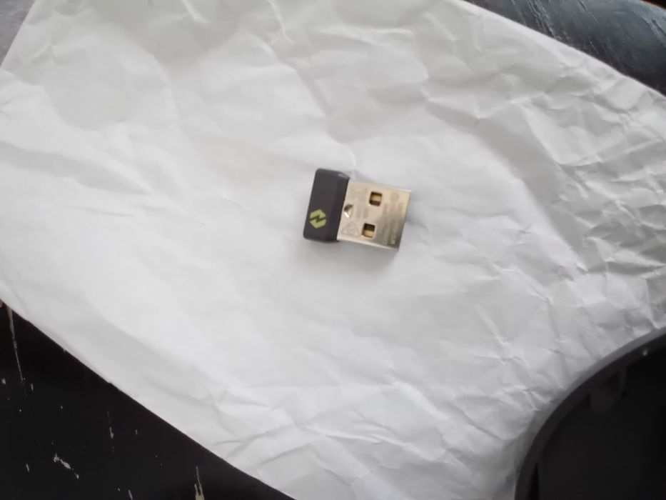 Безжична мишка Нова Logitech M650L