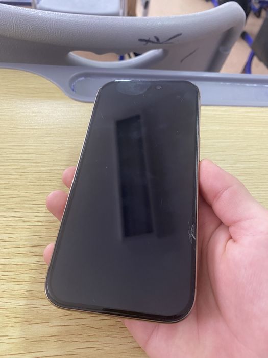 Прадаю 16 про 256гб