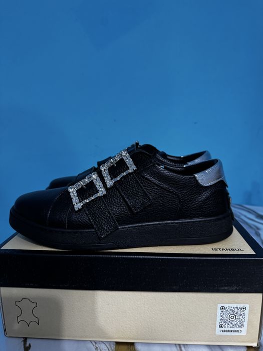 Robin бренд аяқ киімі