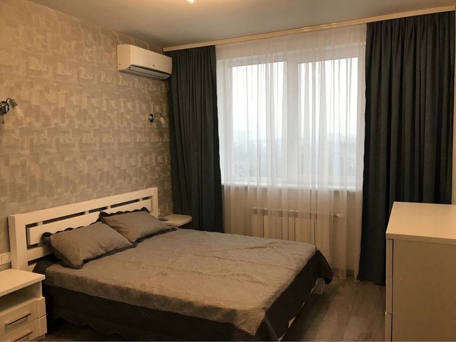 Однокомнатную квартиру в аренду город
