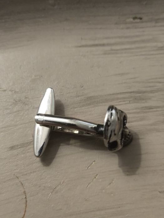 Butoni camasa  craniu