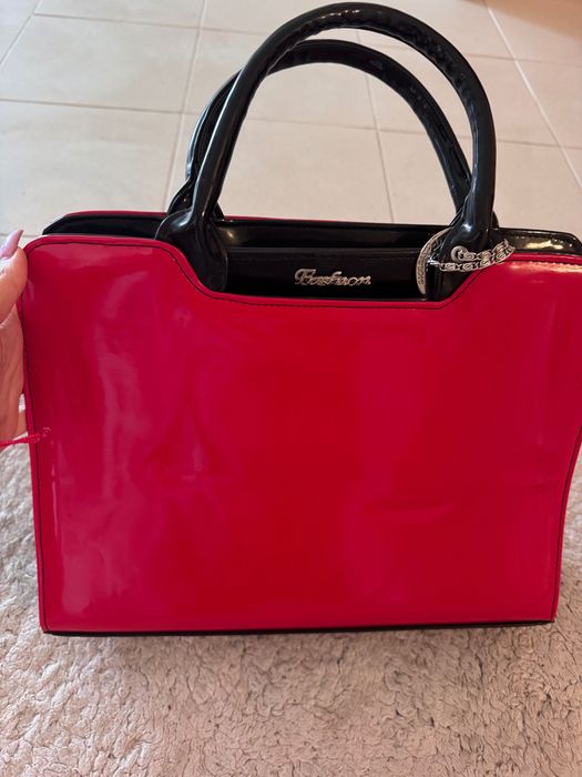 Дамски чанти различни модели