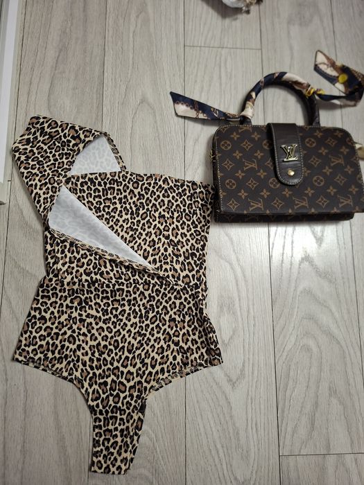 Body dama nou,nu a fost purtat