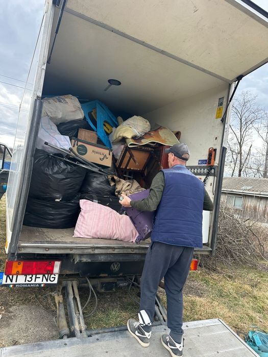Transport  Moloz, gunoi,auto,nisip,sort,mobila,demolări