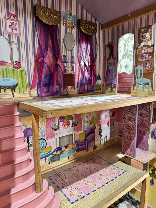 Кукольный домик