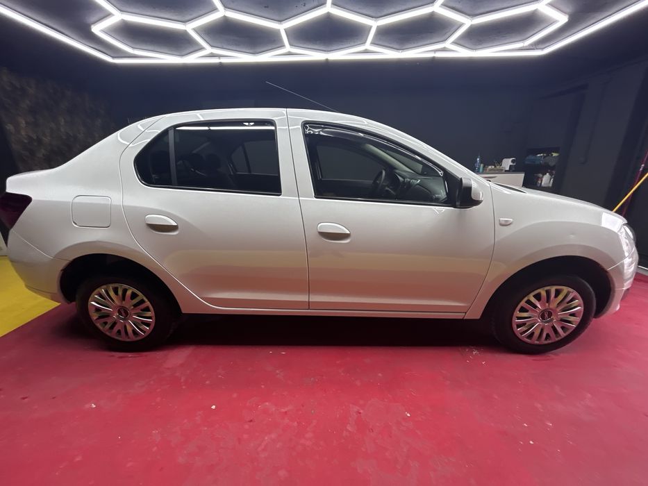 Vand Dacia Logan motor 1,5 DCI  impecabila
