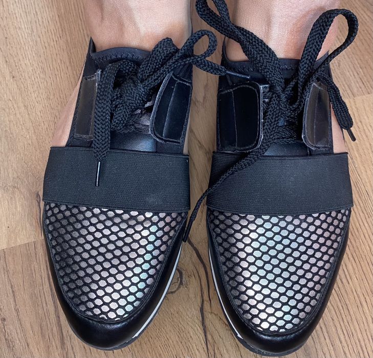 Дамски обувки и чехли