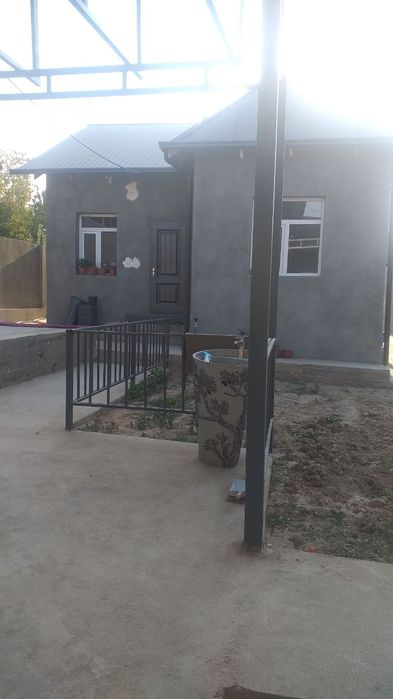 6сотик ихчам компактни дача сотилади