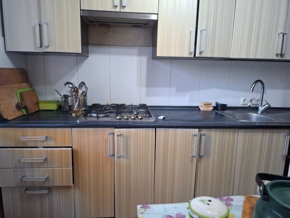 Продам кухонный гарнитур