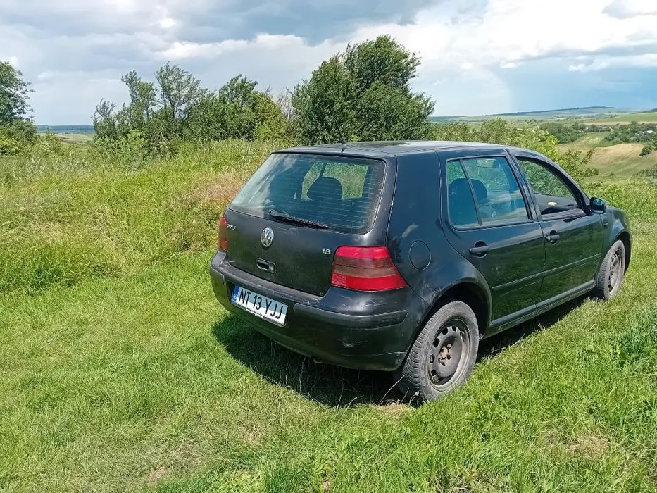 Vând golf 4 1.6 benzina