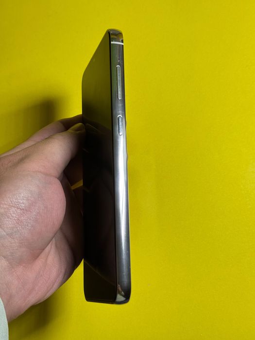 Samsung s23 plus ideal